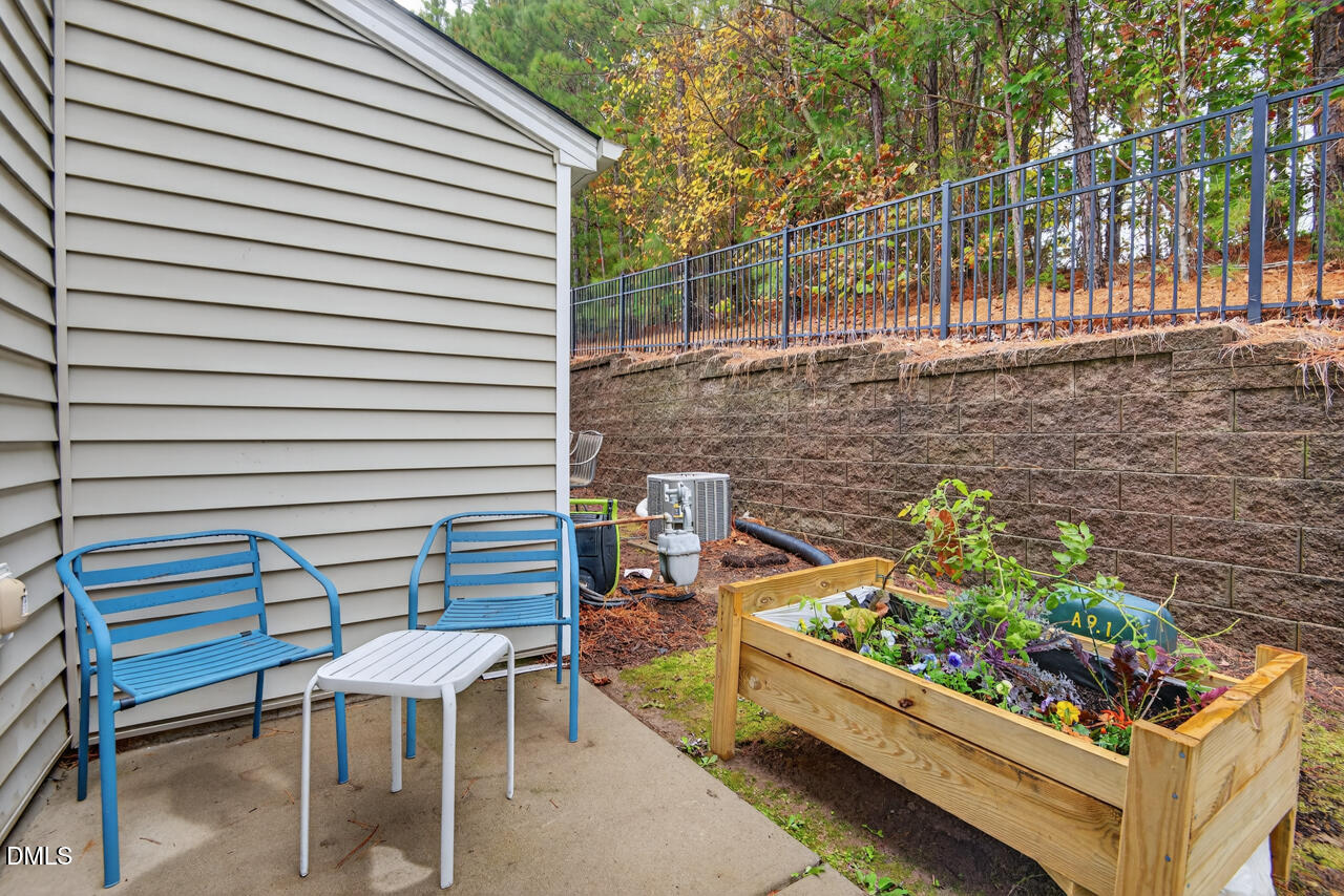 100 Stratford Lakes Drive # 380