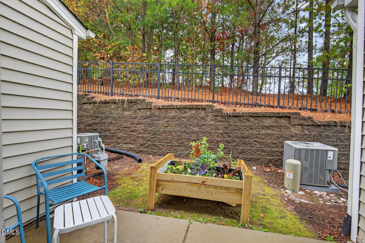 100 Stratford Lakes Drive # 380