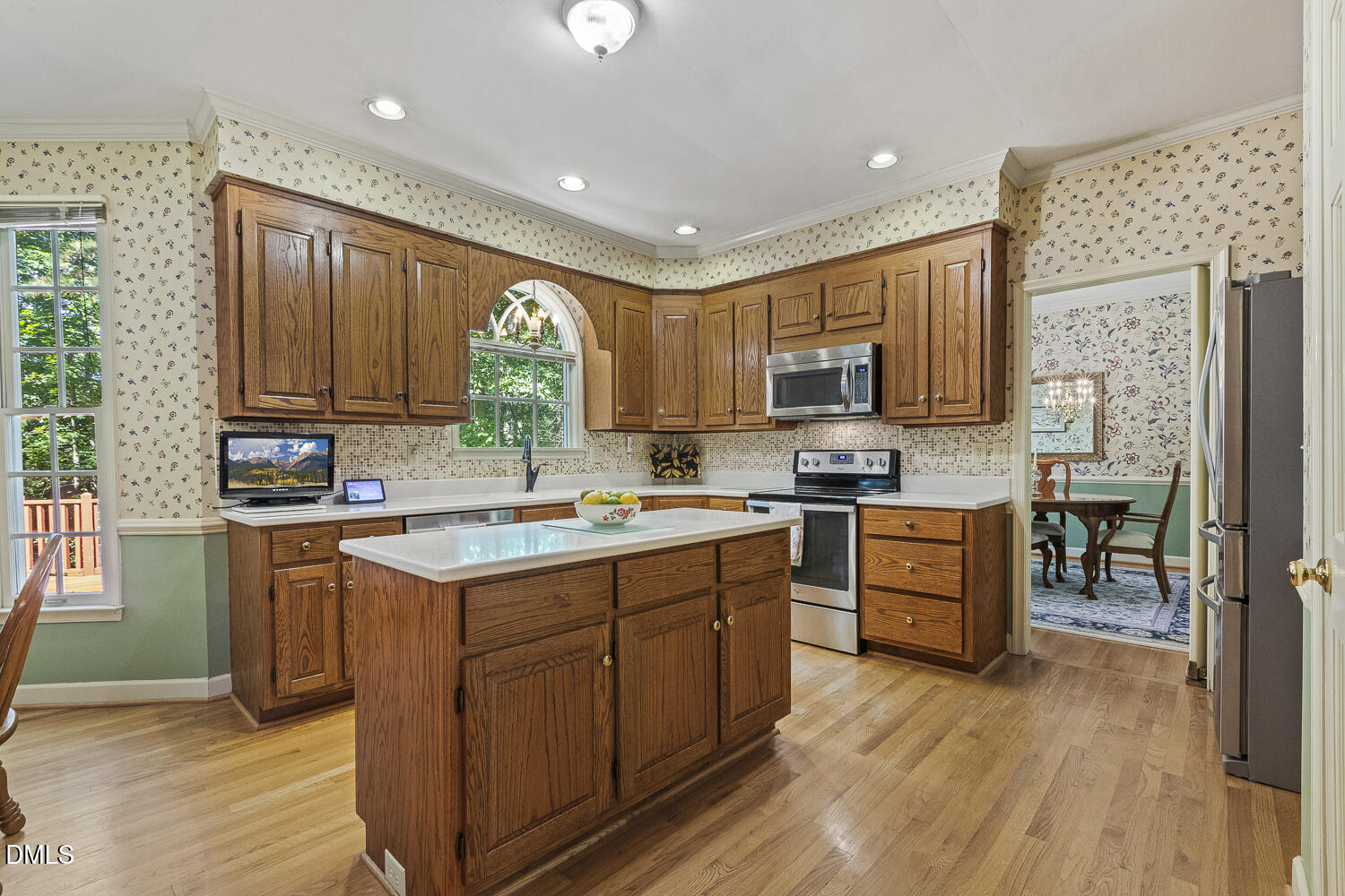 212 Torrey Pines Drive