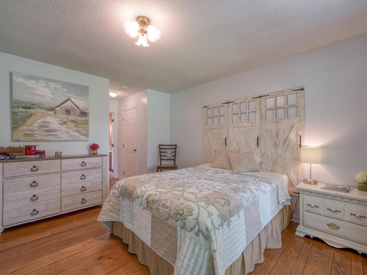 4517 Grandale Drive