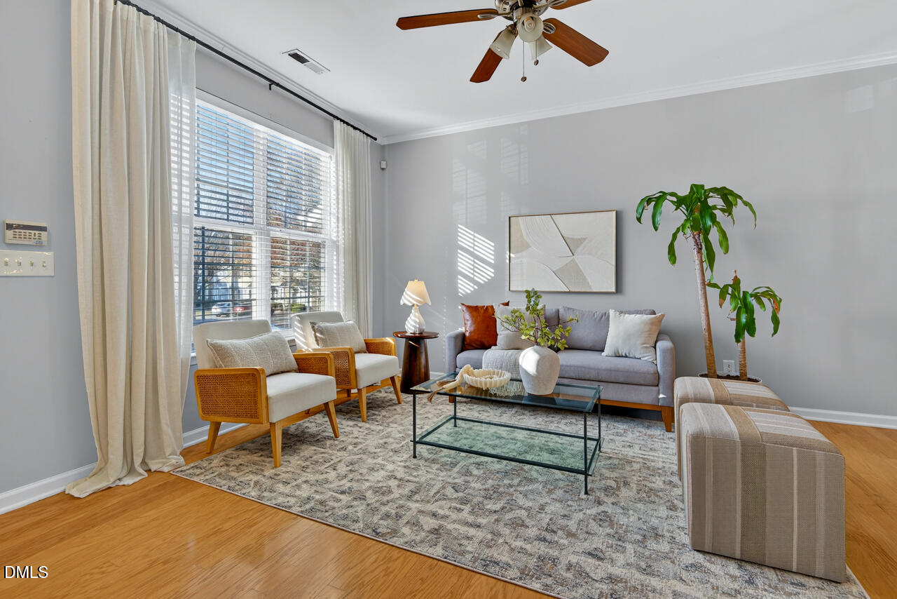 3811 Ramblewood Avenue