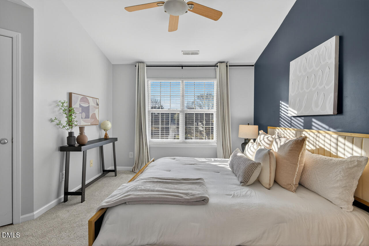 3811 Ramblewood Avenue