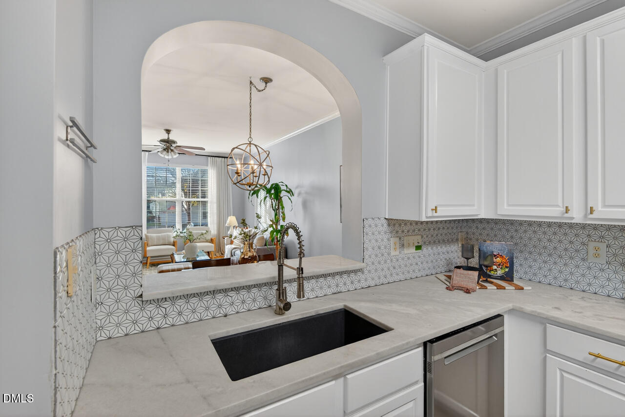 3811 Ramblewood Avenue