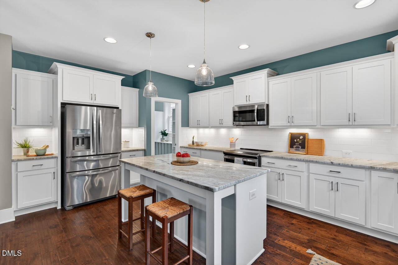 8018 Rosemont Parkway