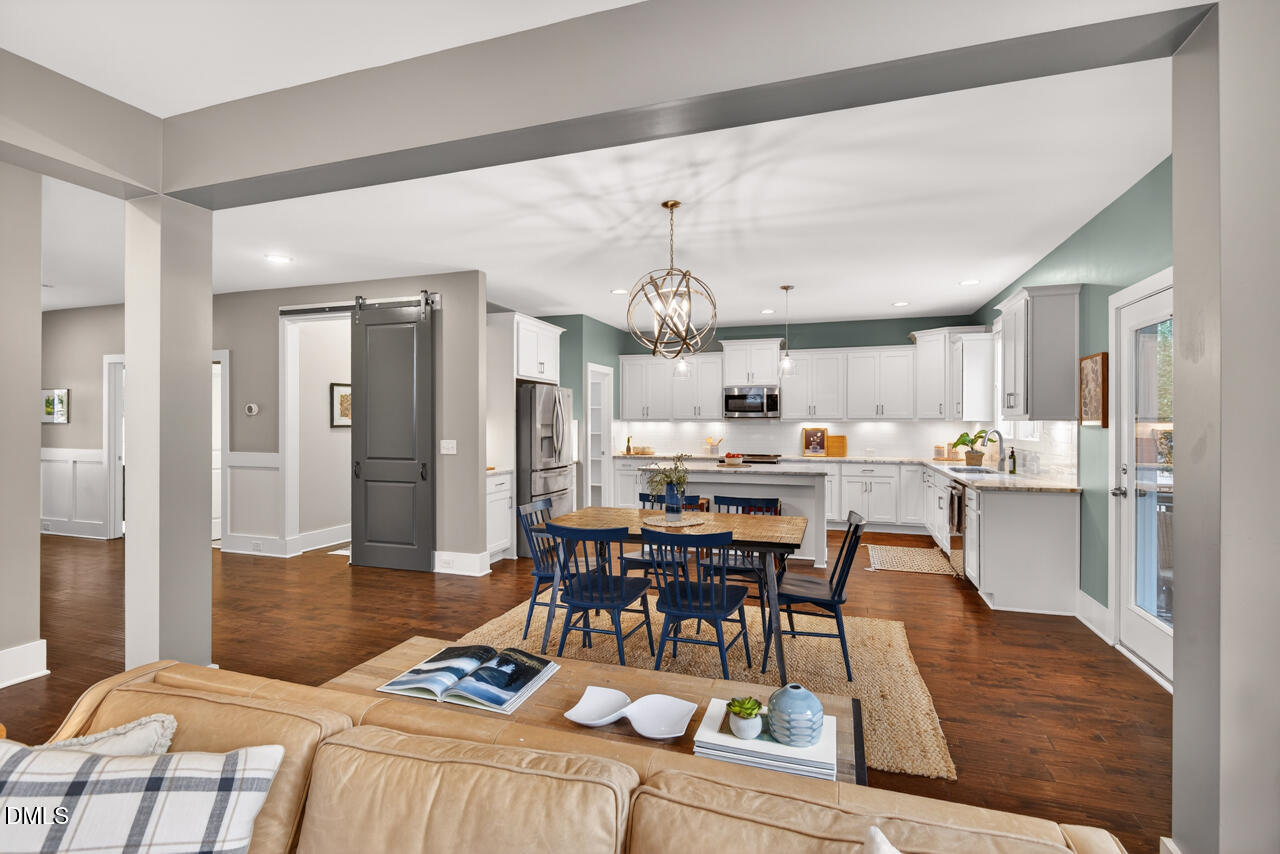 8018 Rosemont Parkway