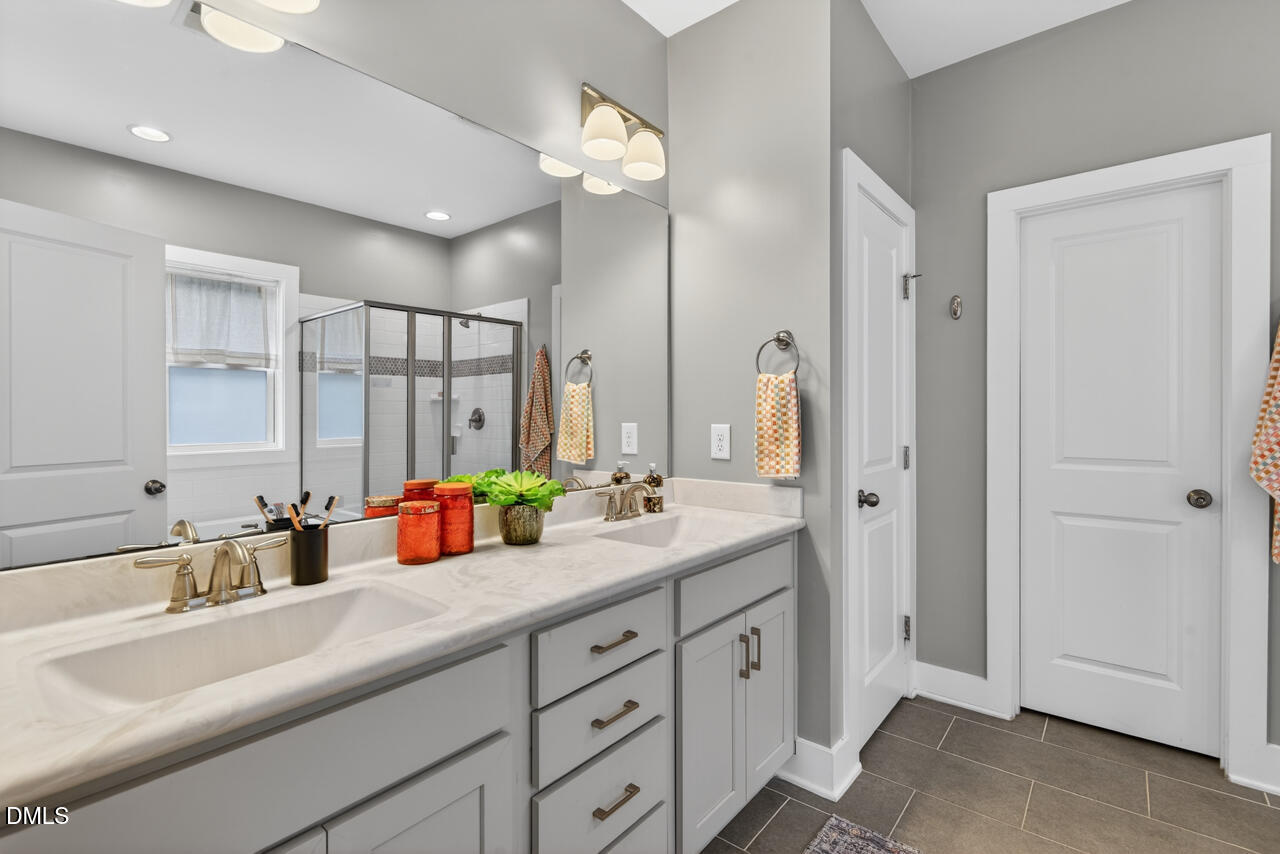 8018 Rosemont Parkway