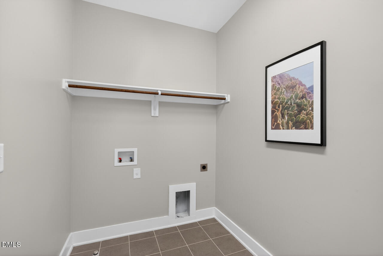 8018 Rosemont Parkway