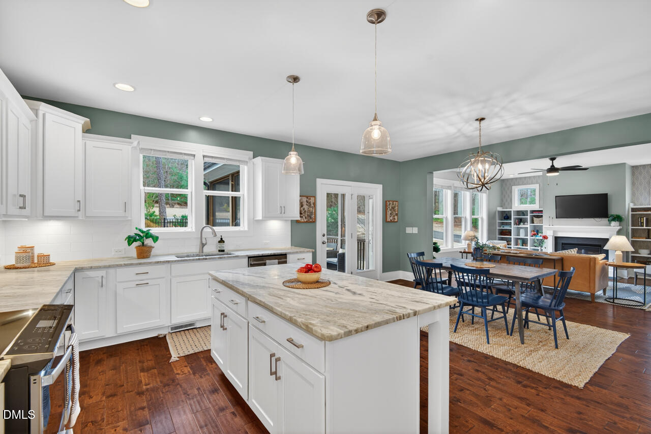 8018 Rosemont Parkway