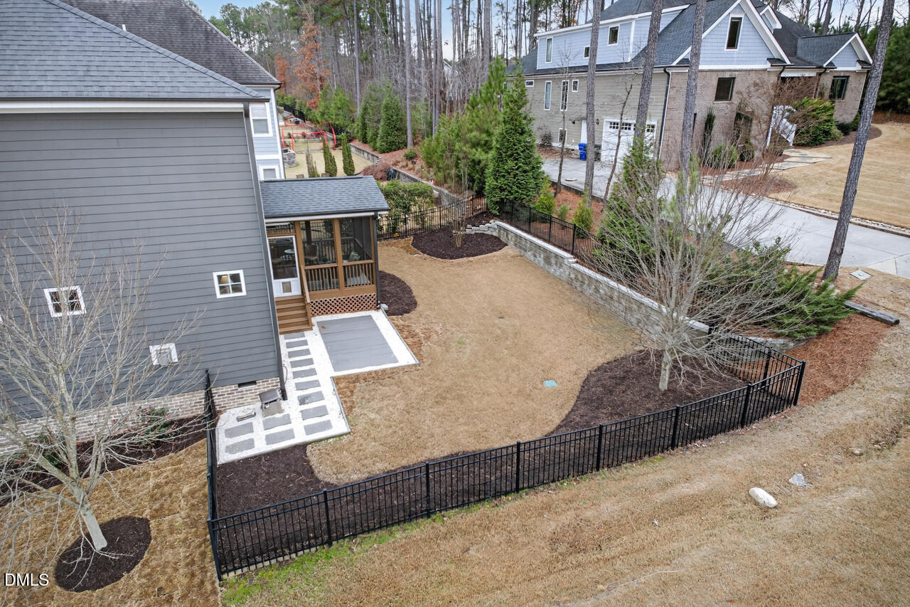 8018 Rosemont Parkway