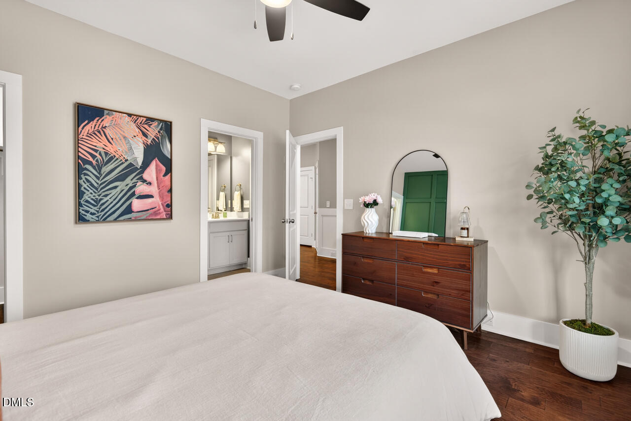 8018 Rosemont Parkway