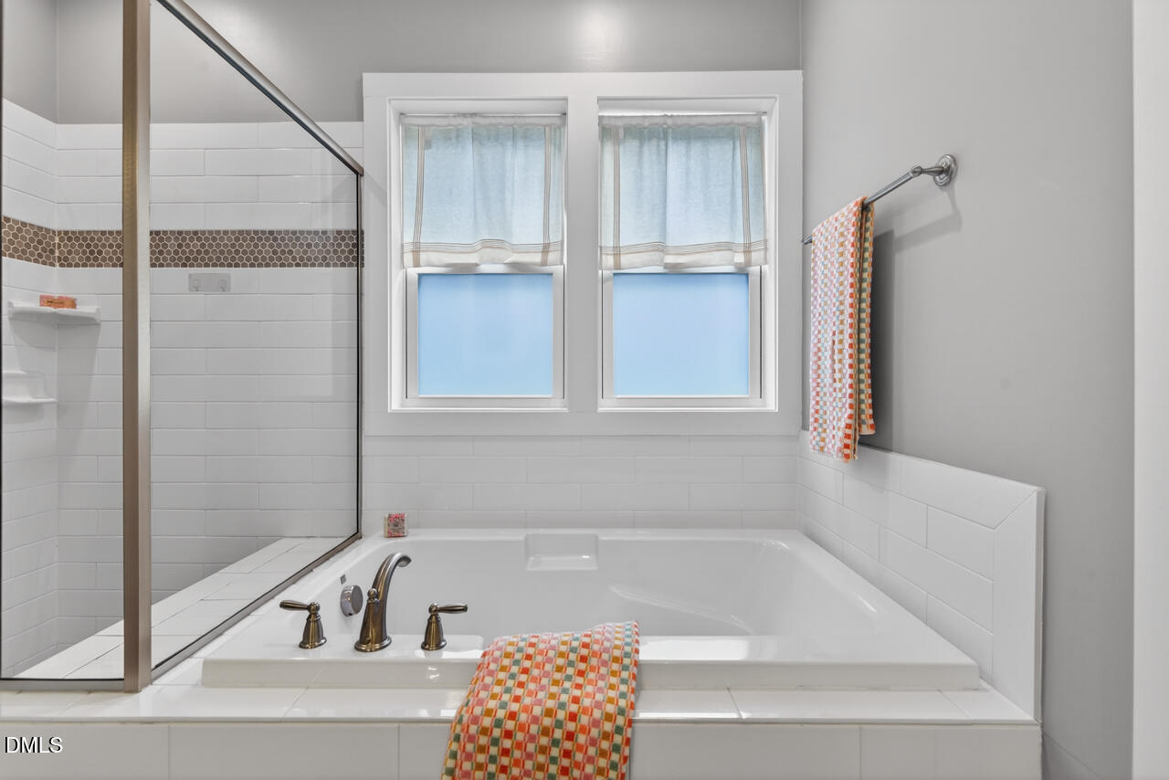 8018 Rosemont Parkway