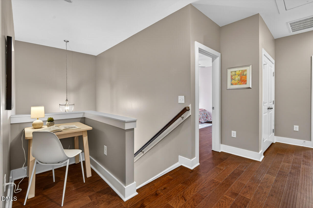 8018 Rosemont Parkway