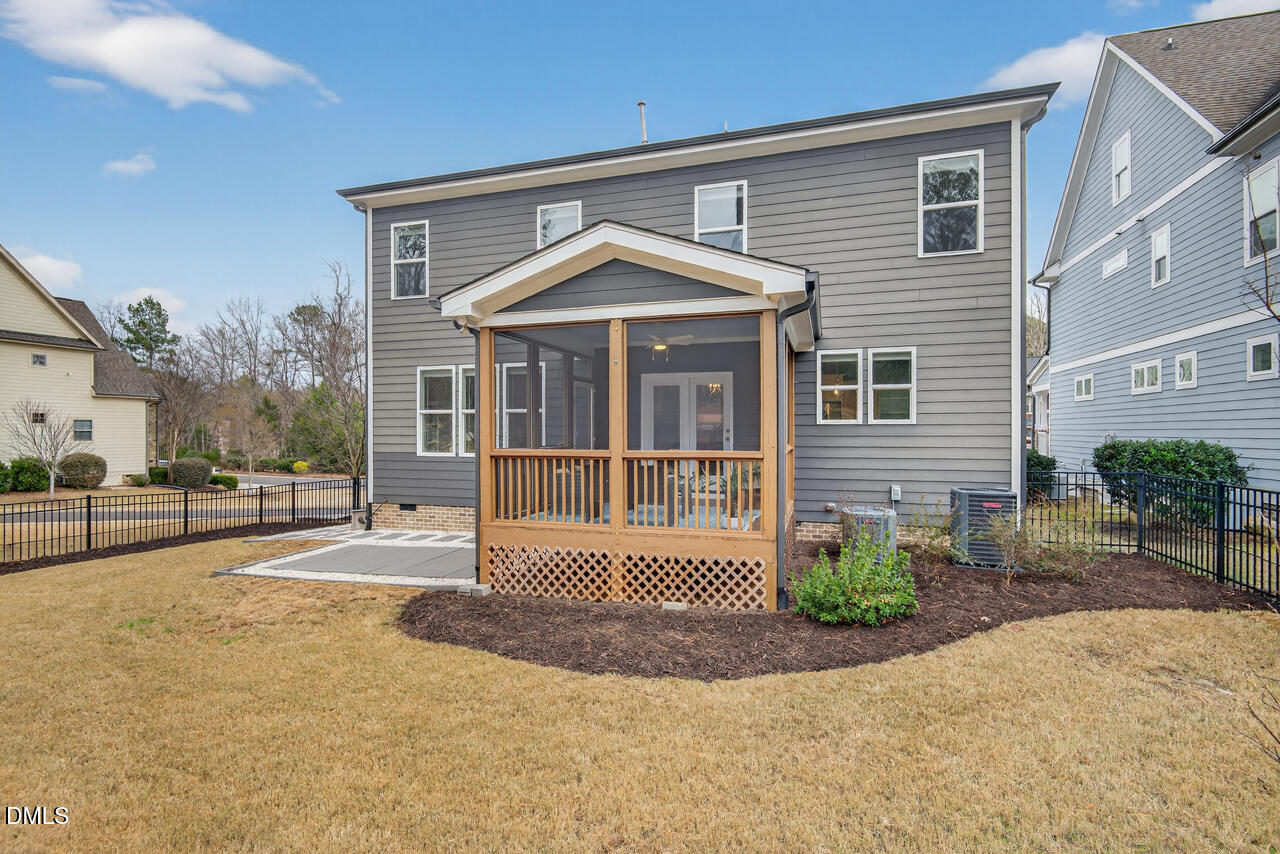 8018 Rosemont Parkway