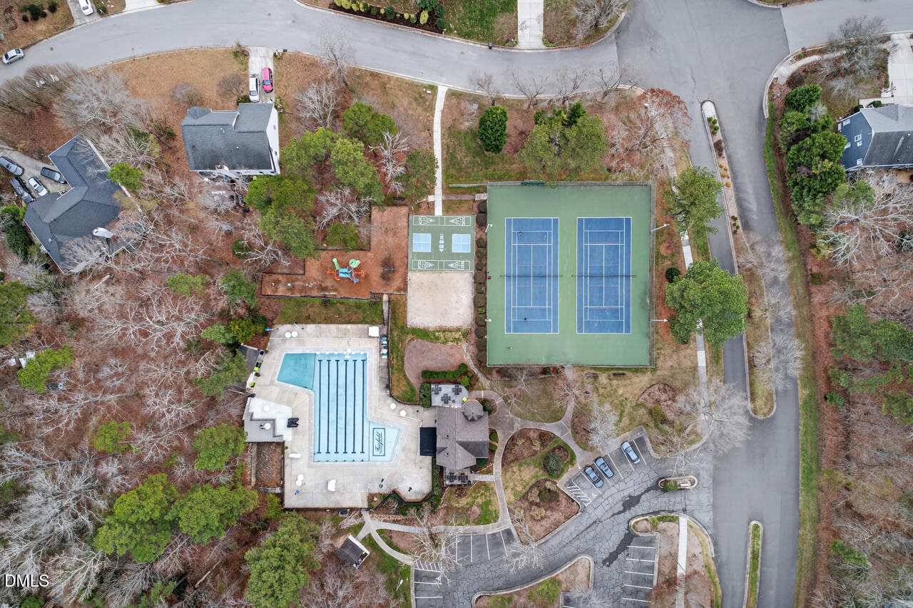 8018 Rosemont Parkway