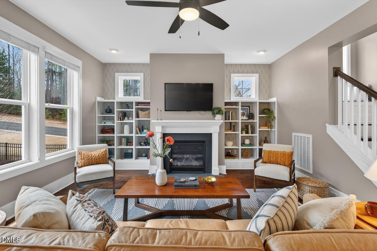 8018 Rosemont Parkway