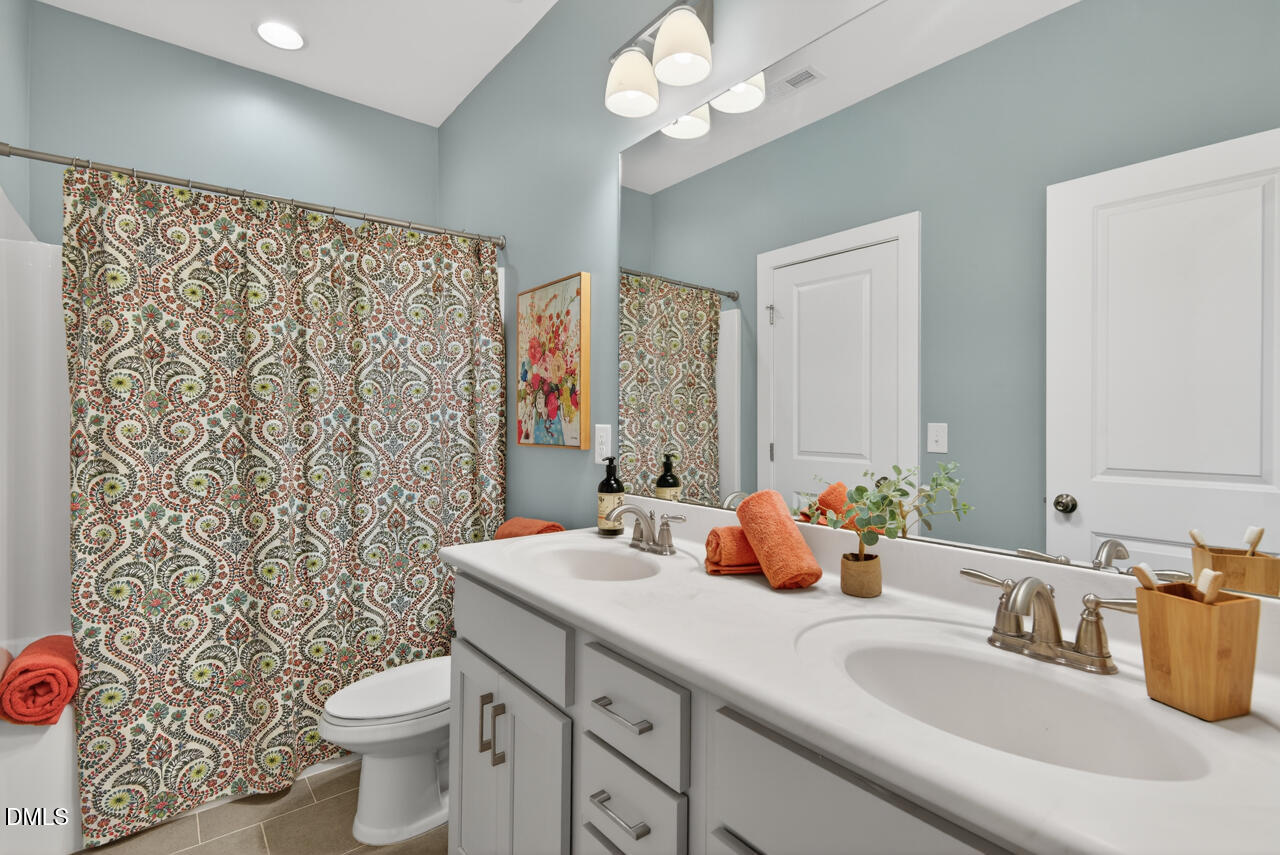 8018 Rosemont Parkway