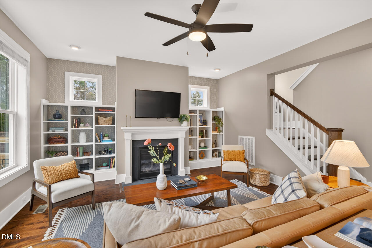 8018 Rosemont Parkway