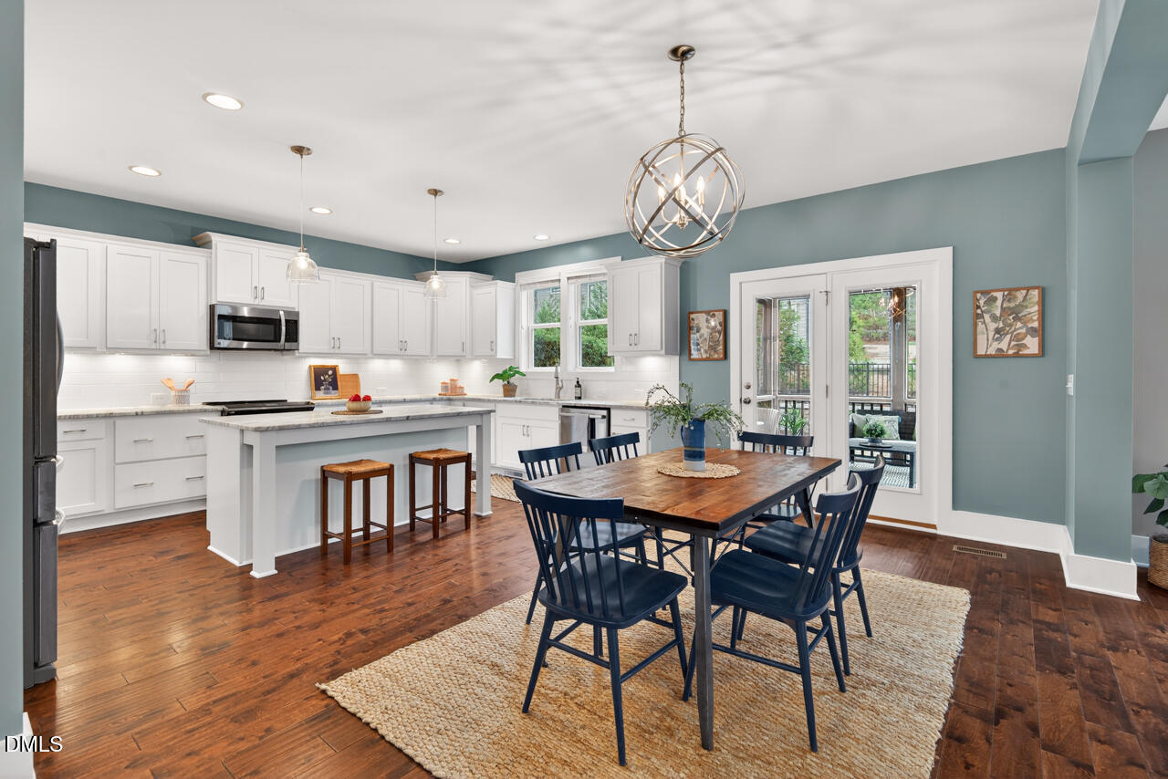 8018 Rosemont Parkway