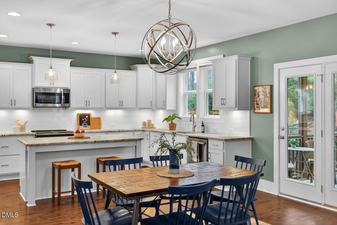 8018 Rosemont Parkway