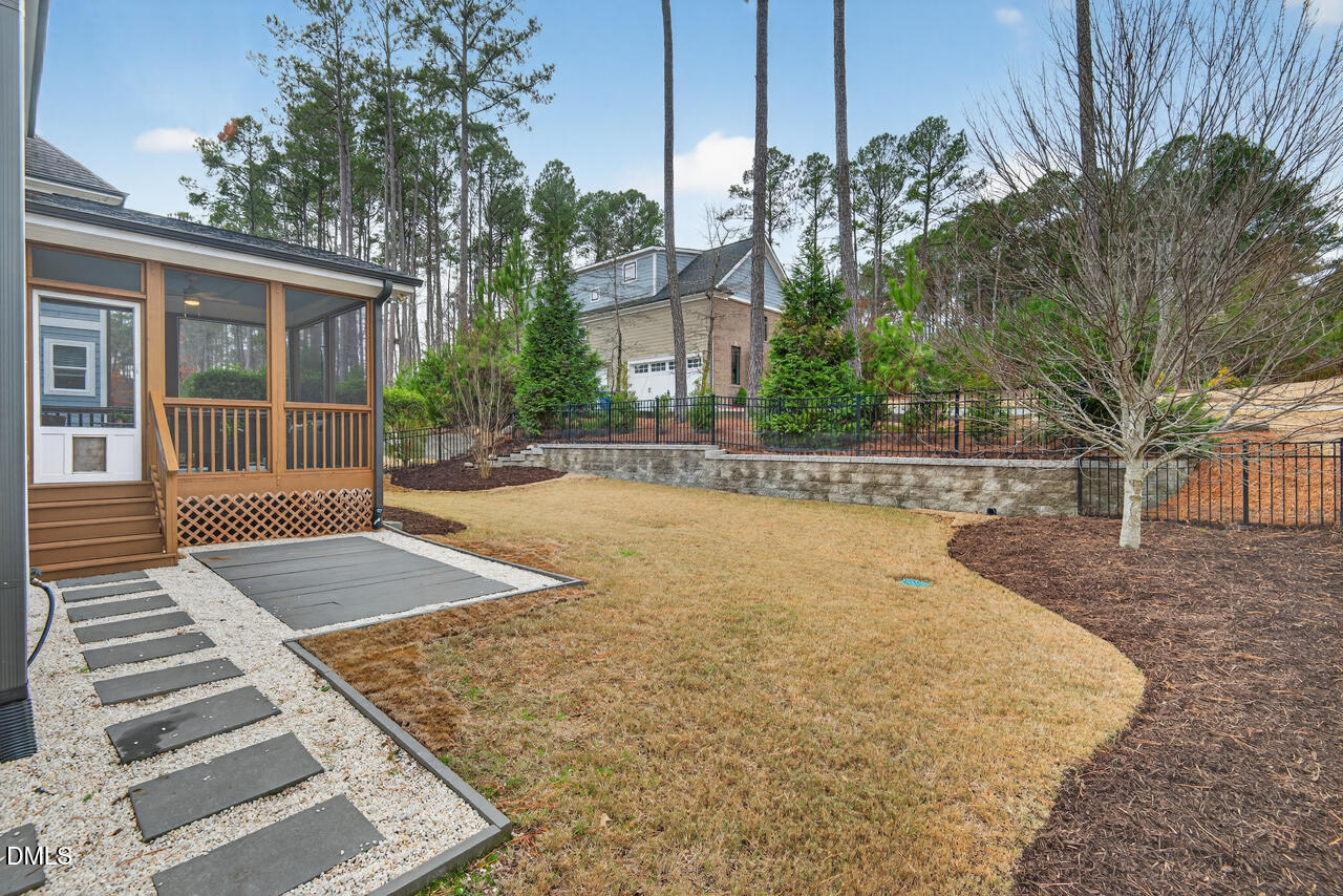 8018 Rosemont Parkway