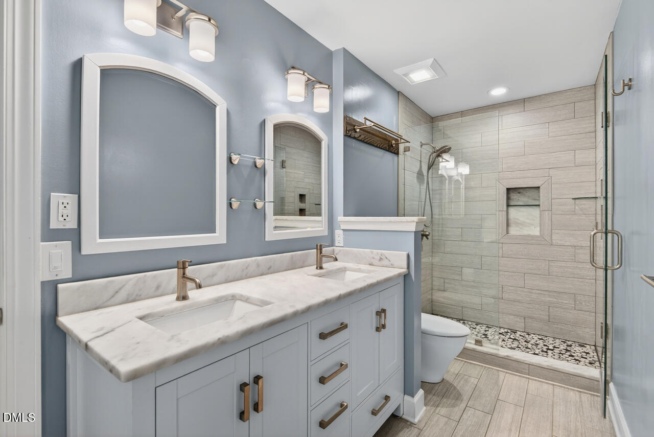 109 Fieldstone Court