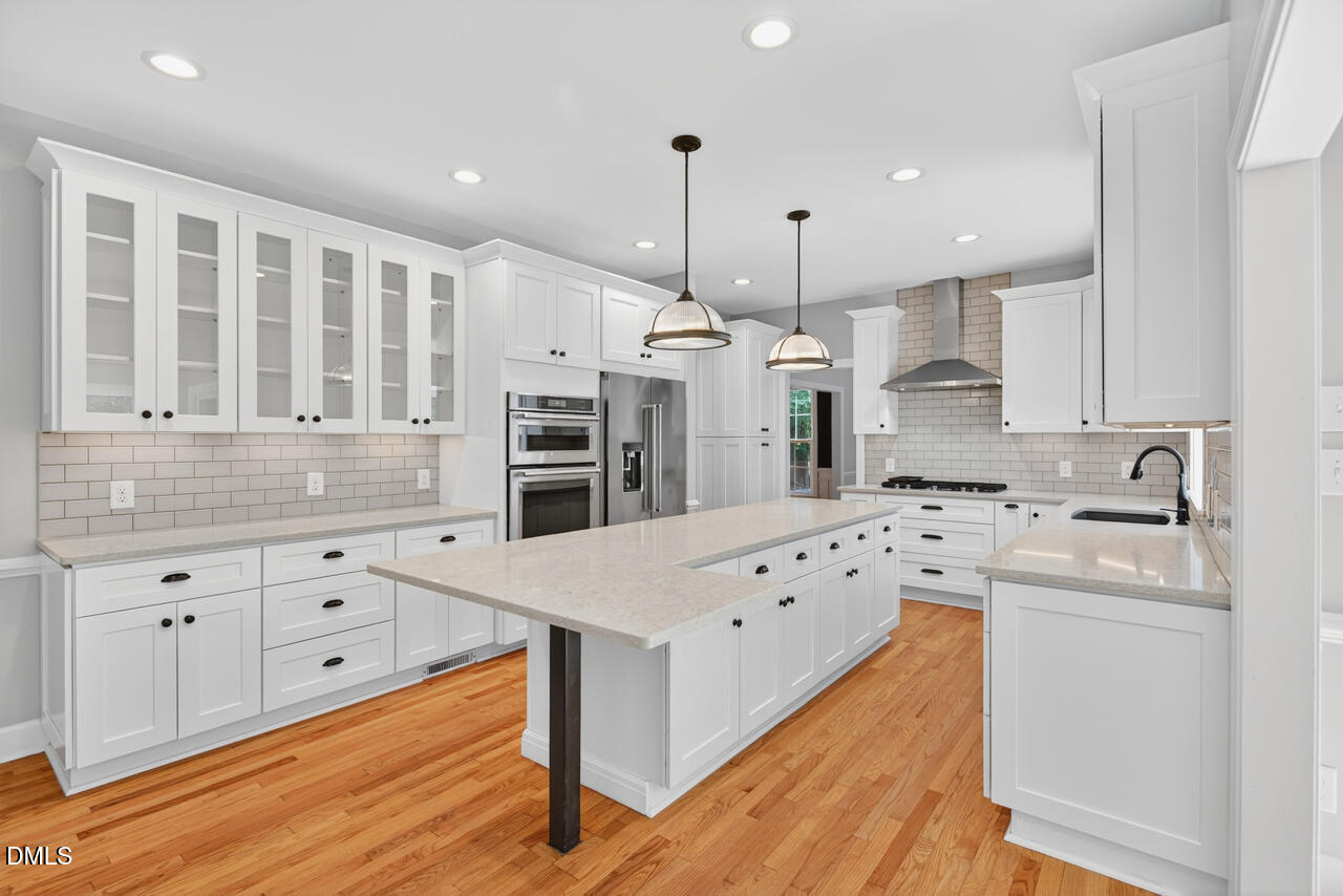 109 Fieldstone Court