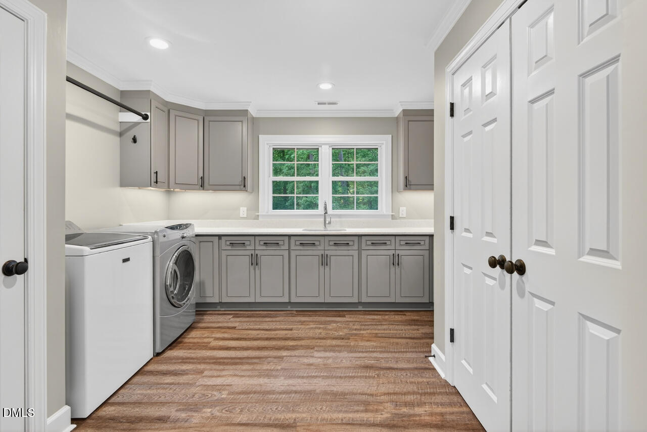 109 Fieldstone Court