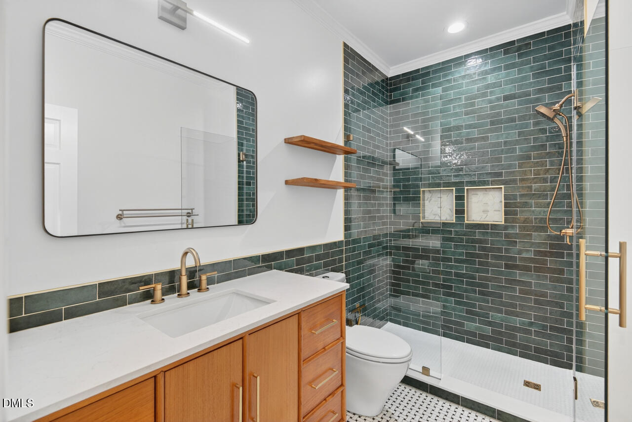 109 Fieldstone Court