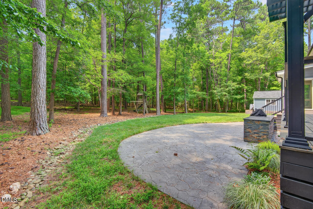 109 Fieldstone Court