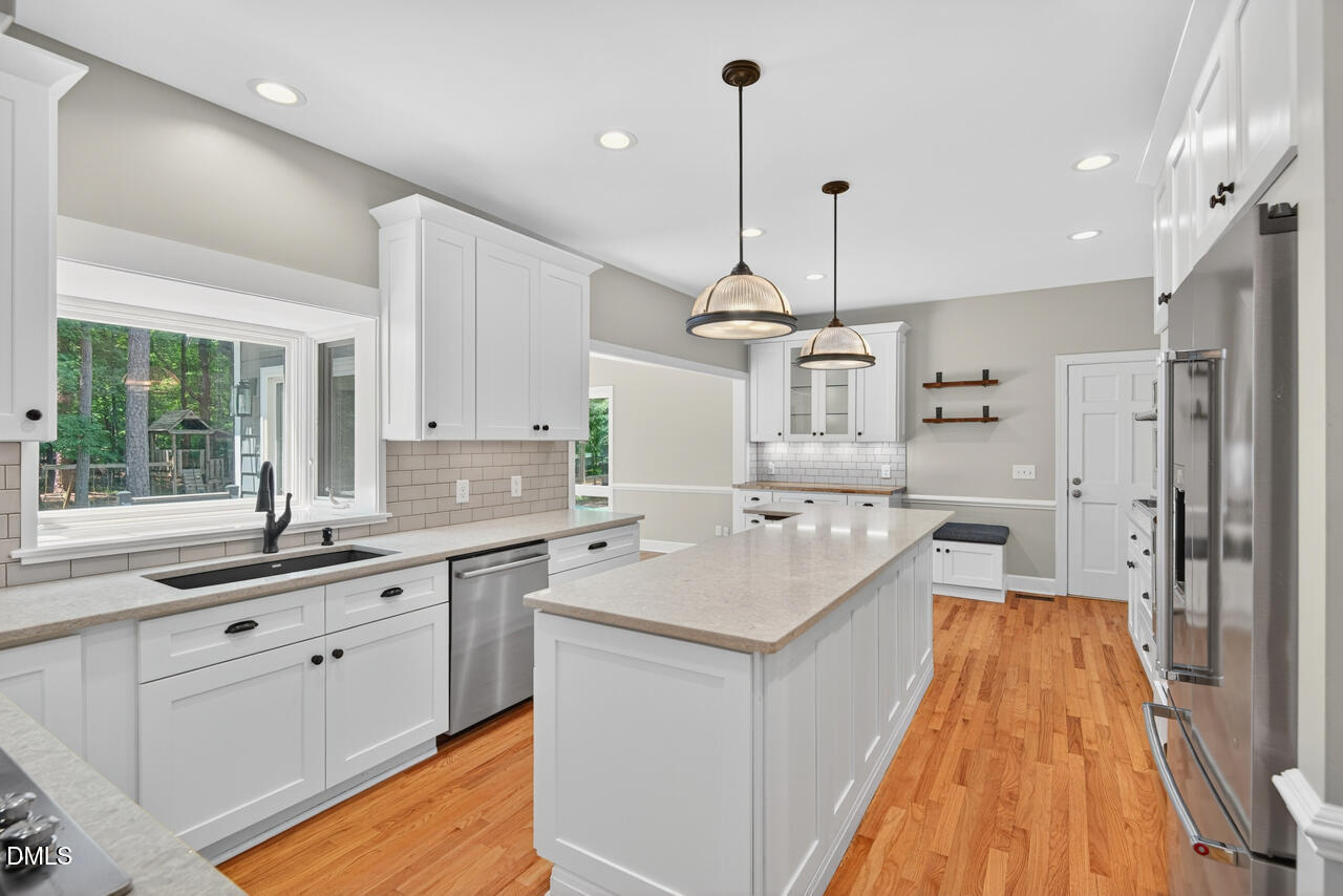 109 Fieldstone Court