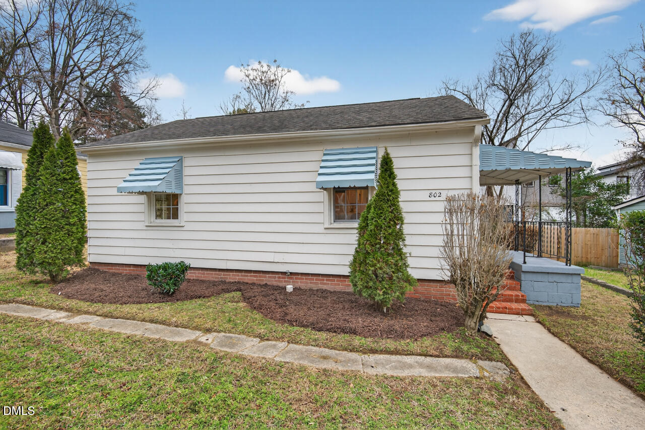 802 Cox Avenue