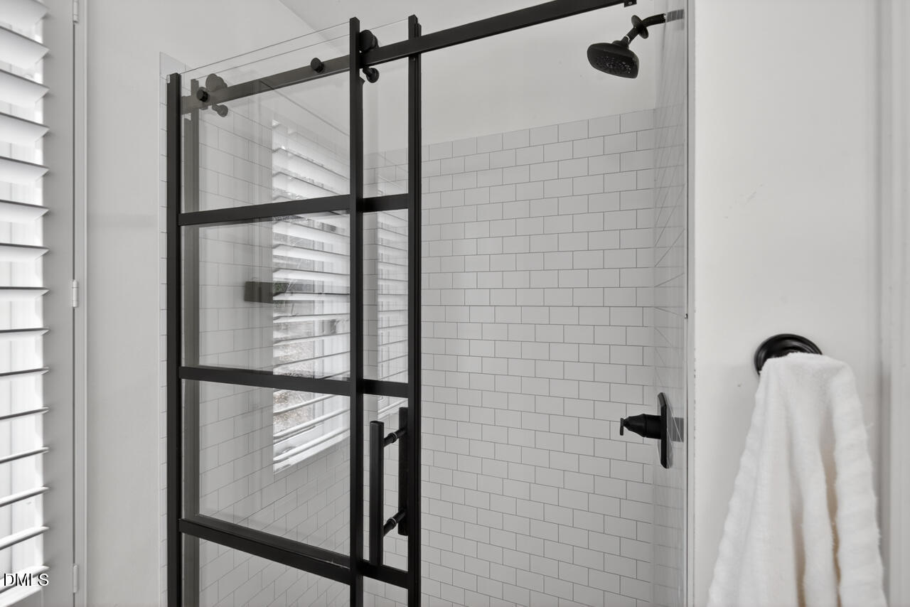 829 Sandlewood Drive