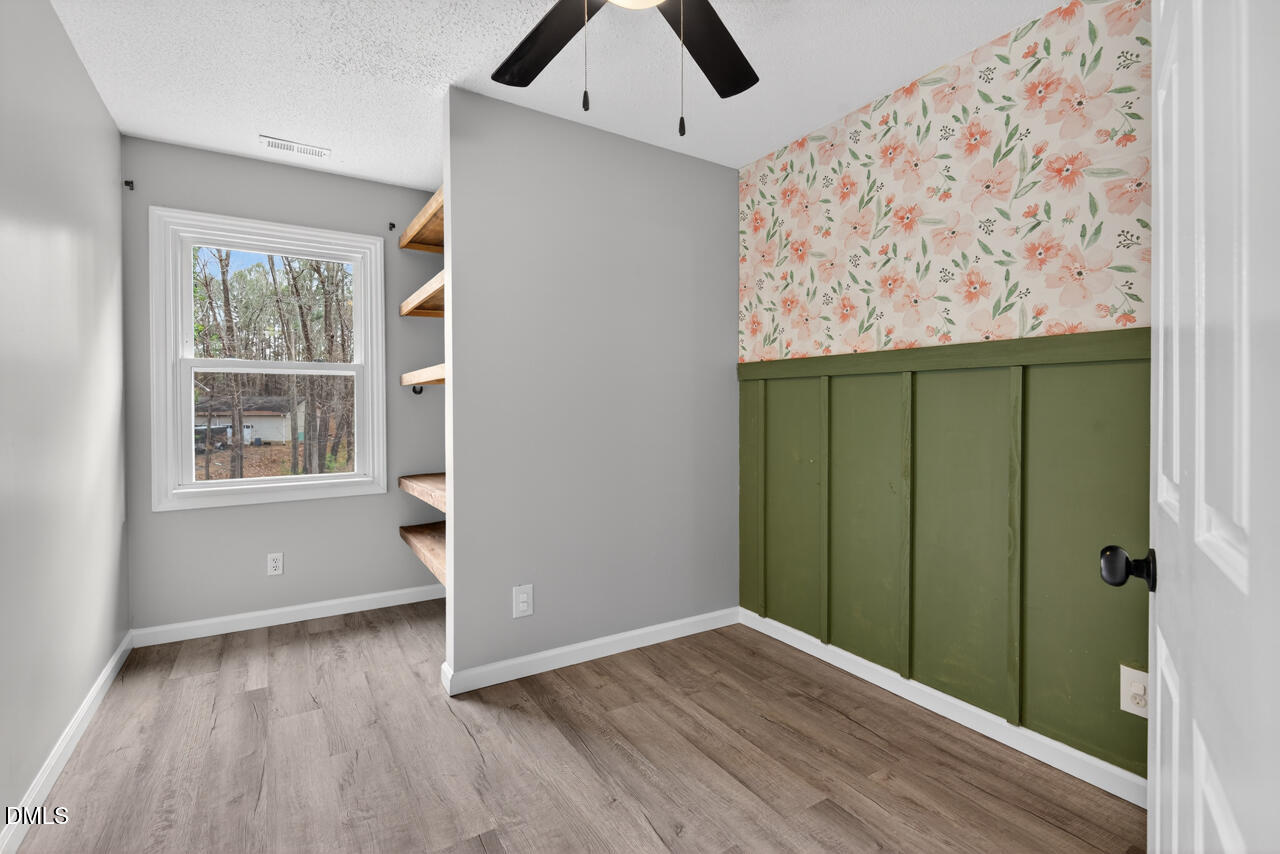 829 Sandlewood Drive