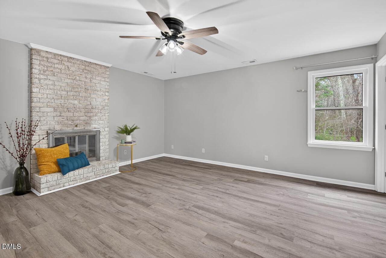 829 Sandlewood Drive