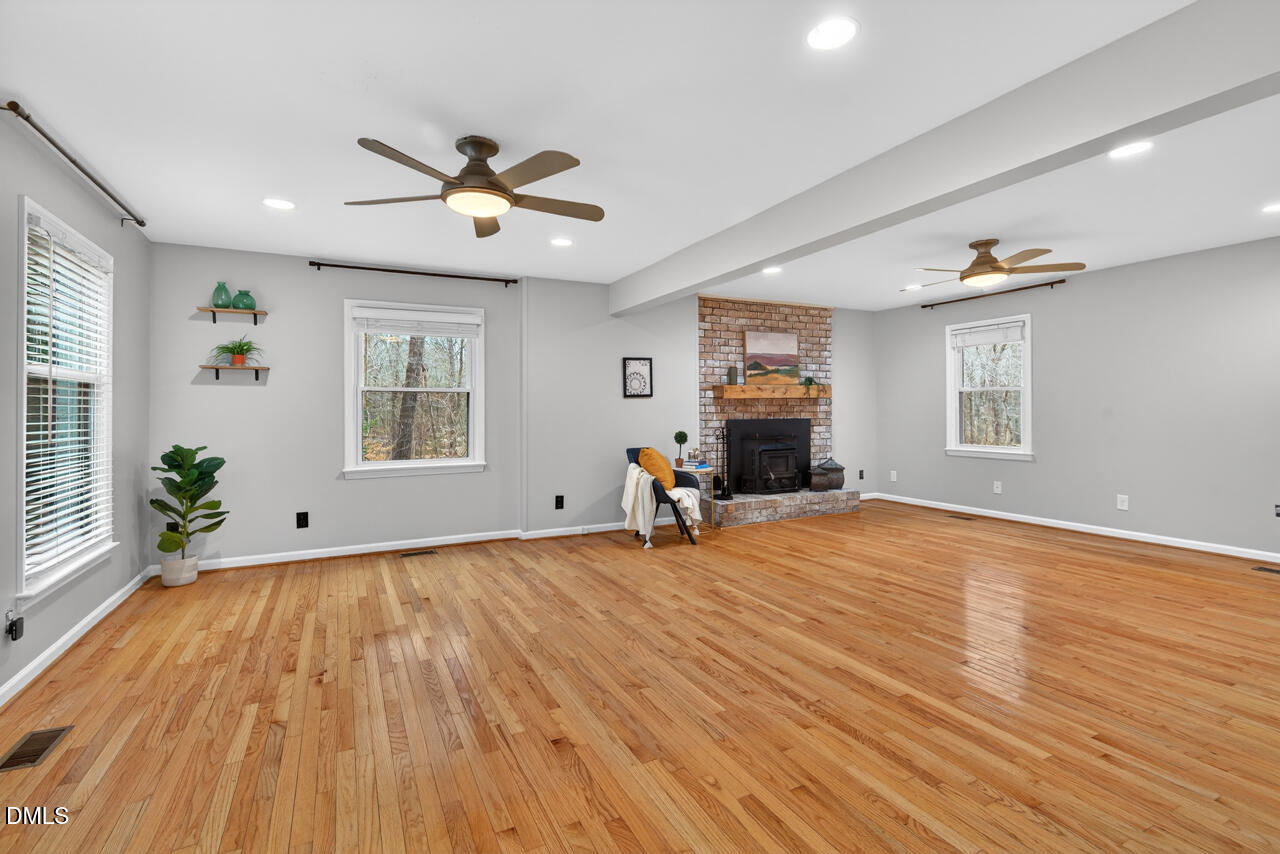 829 Sandlewood Drive