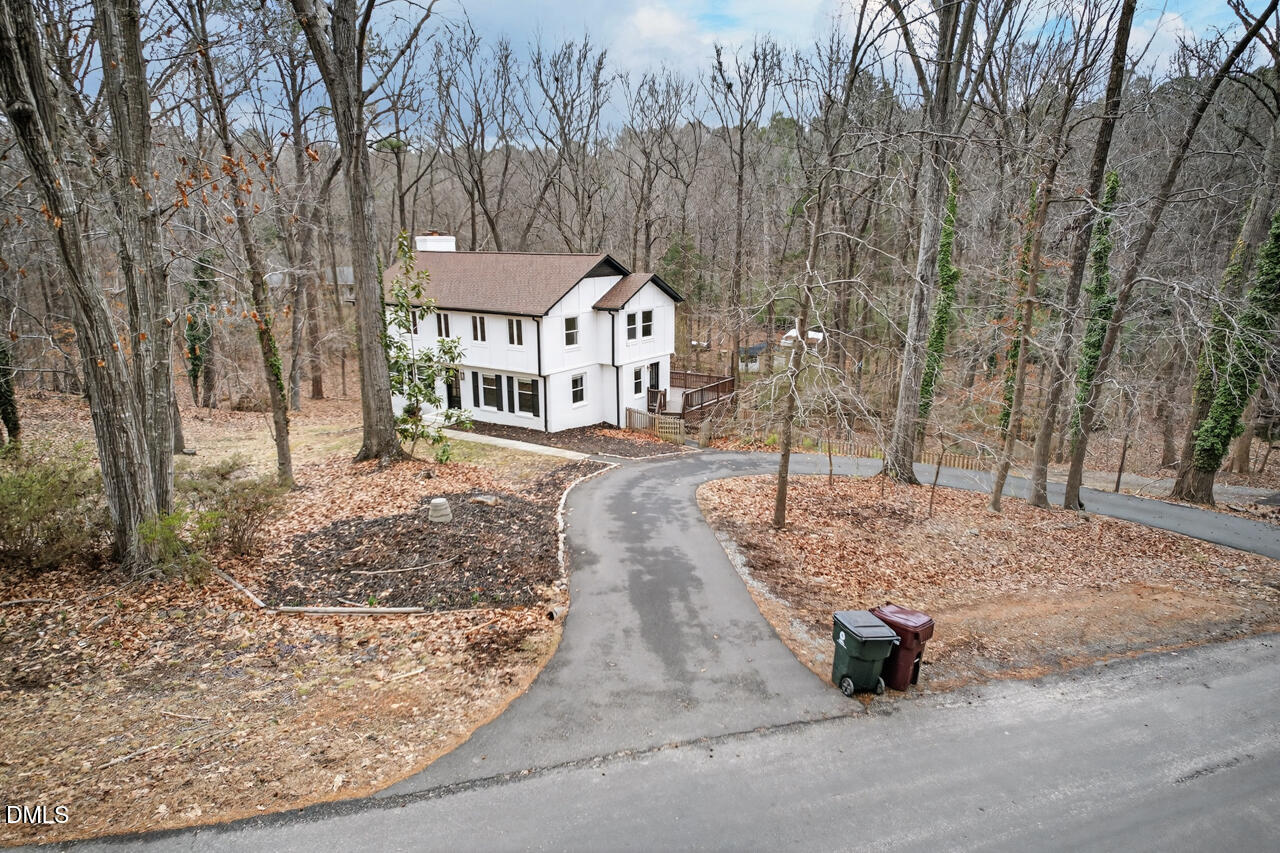 829 Sandlewood Drive