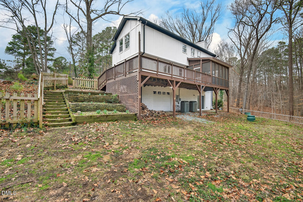 829 Sandlewood Drive