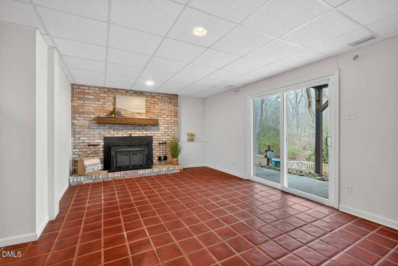 829 Sandlewood Drive