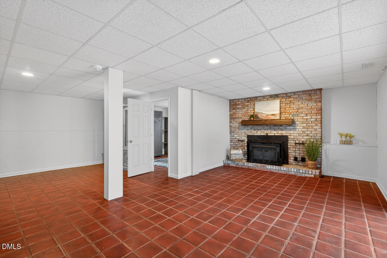 829 Sandlewood Drive