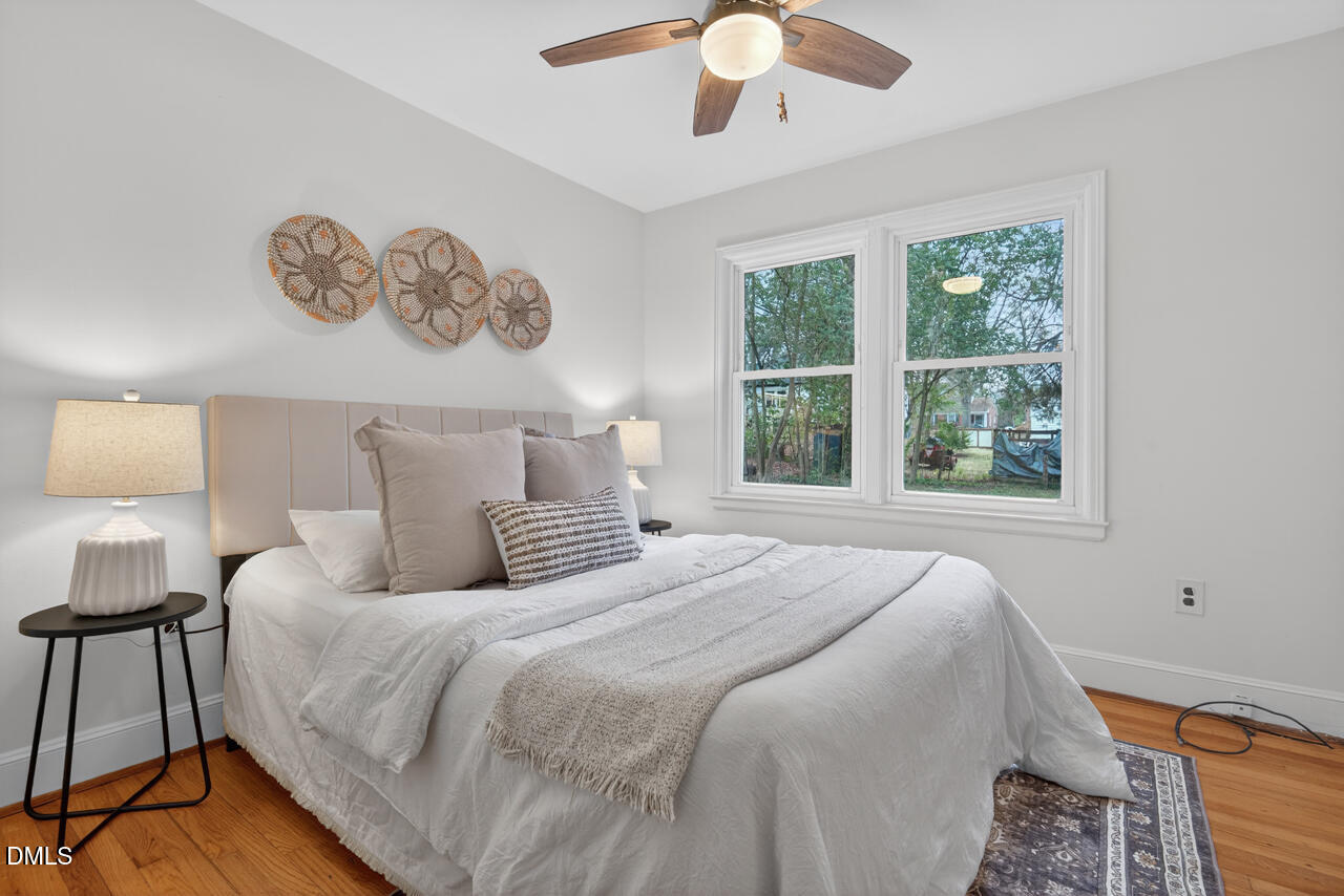 1811 Forest Road