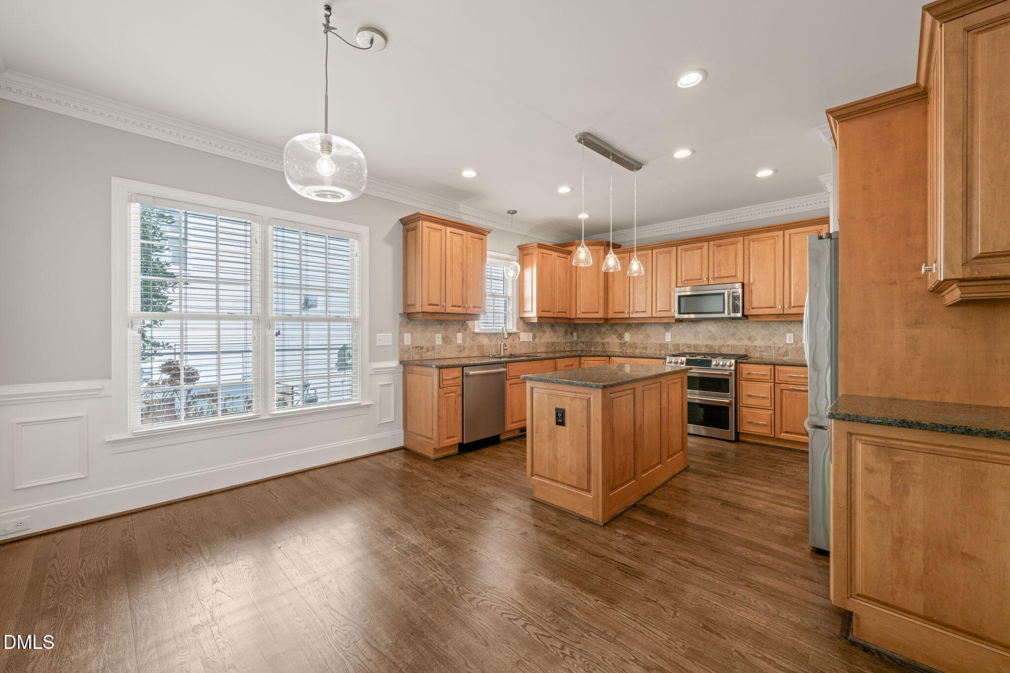 8403 Wheatstone Lane