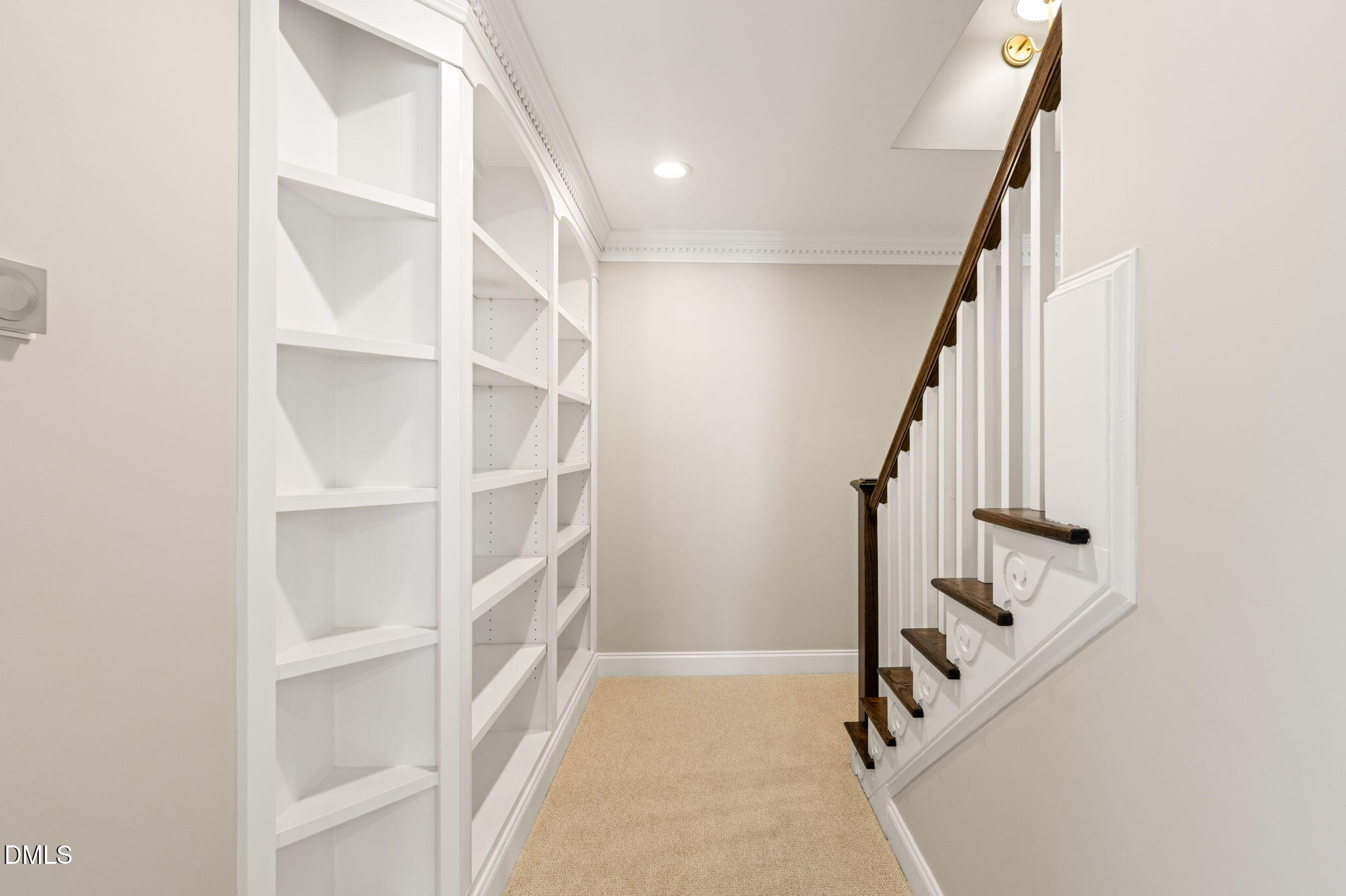 8403 Wheatstone Lane