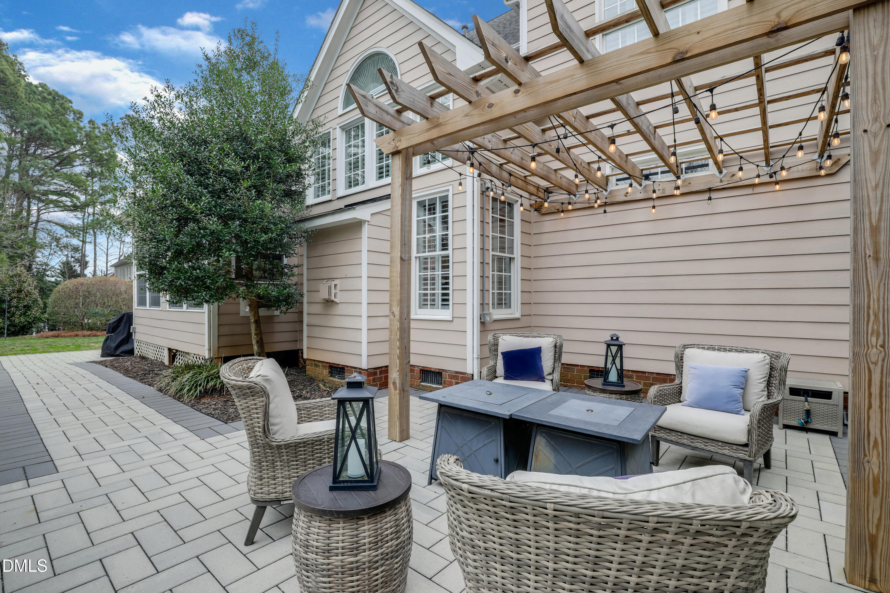 5024 Sunset Walk Lane