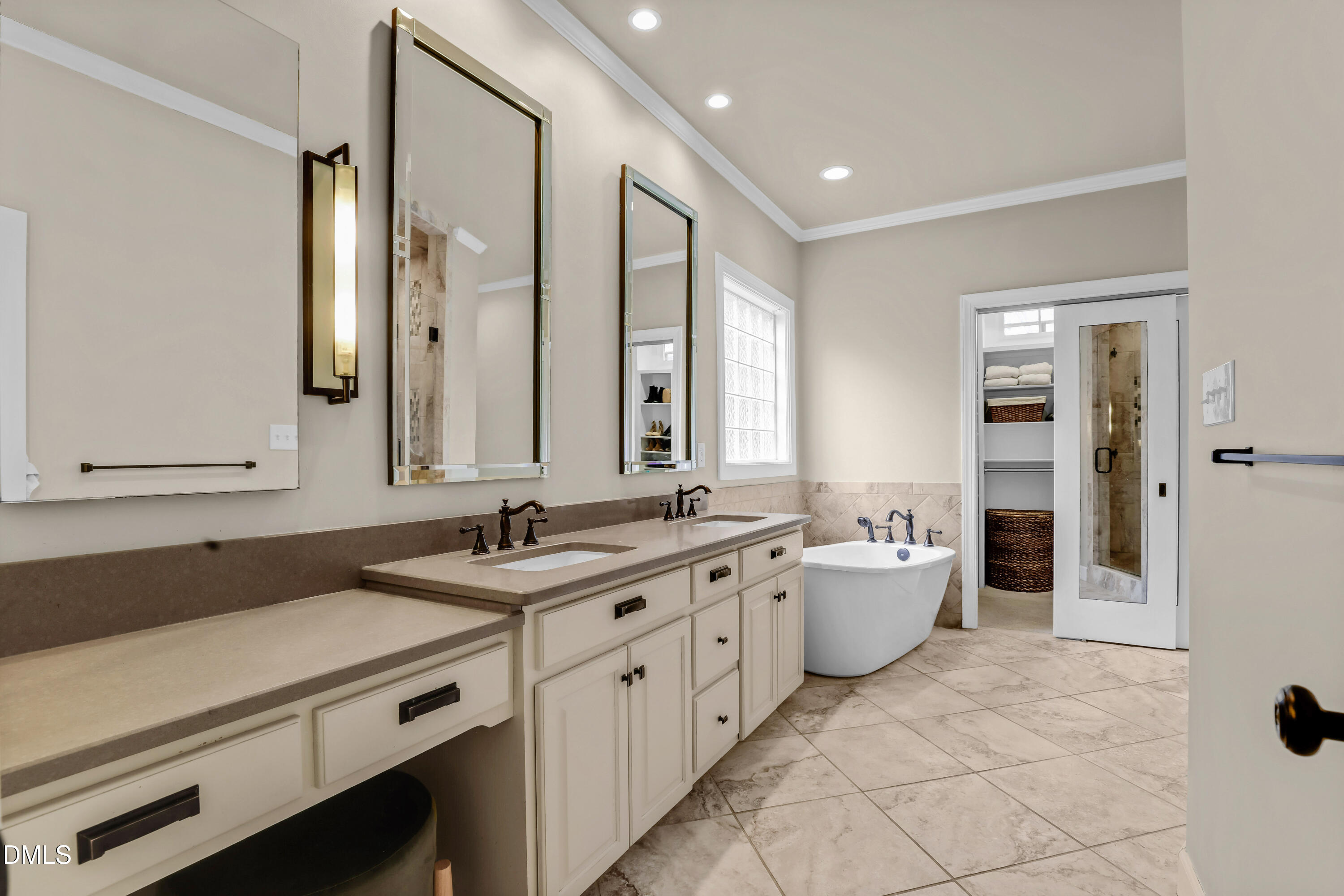 5024 Sunset Walk Lane