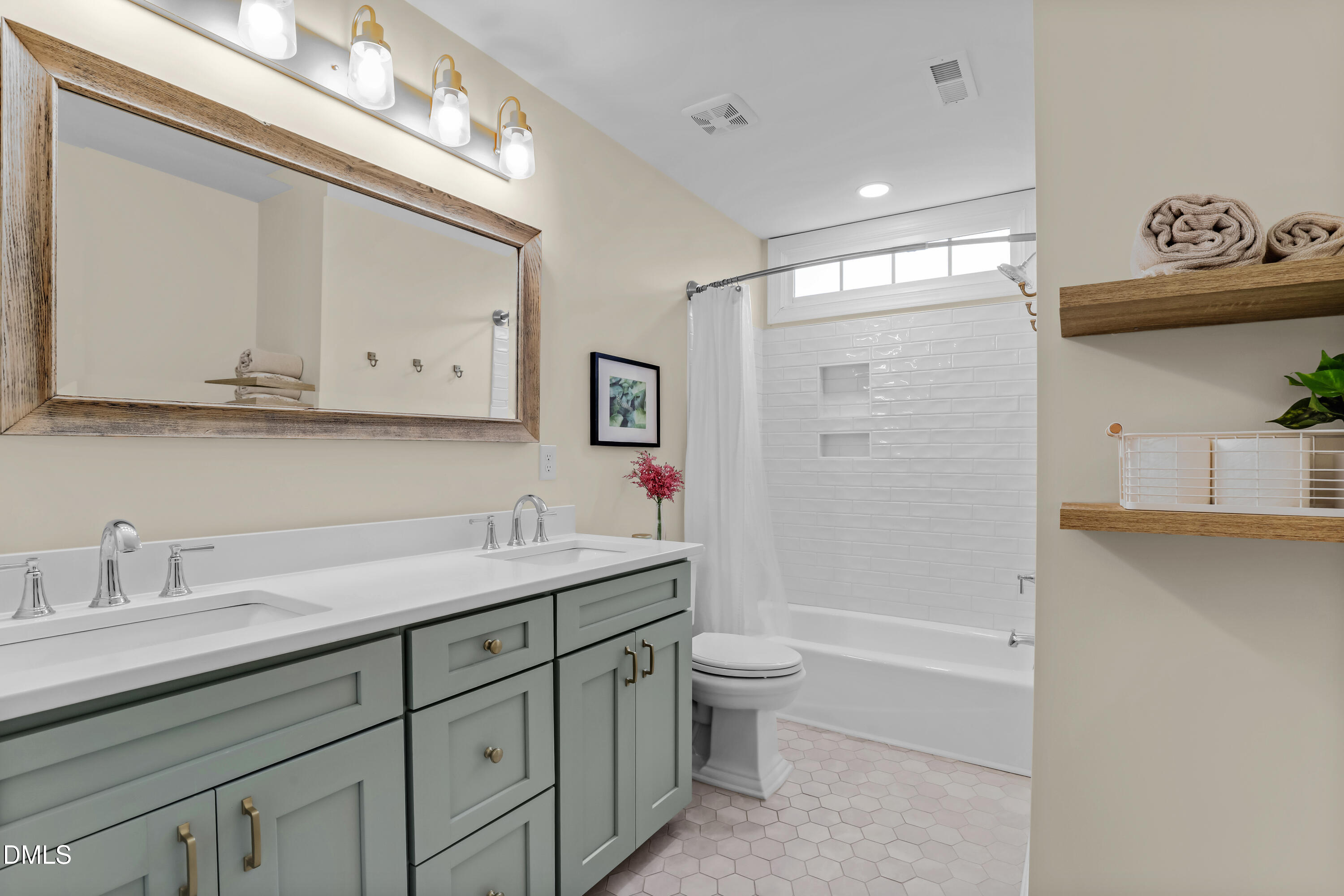 5024 Sunset Walk Lane