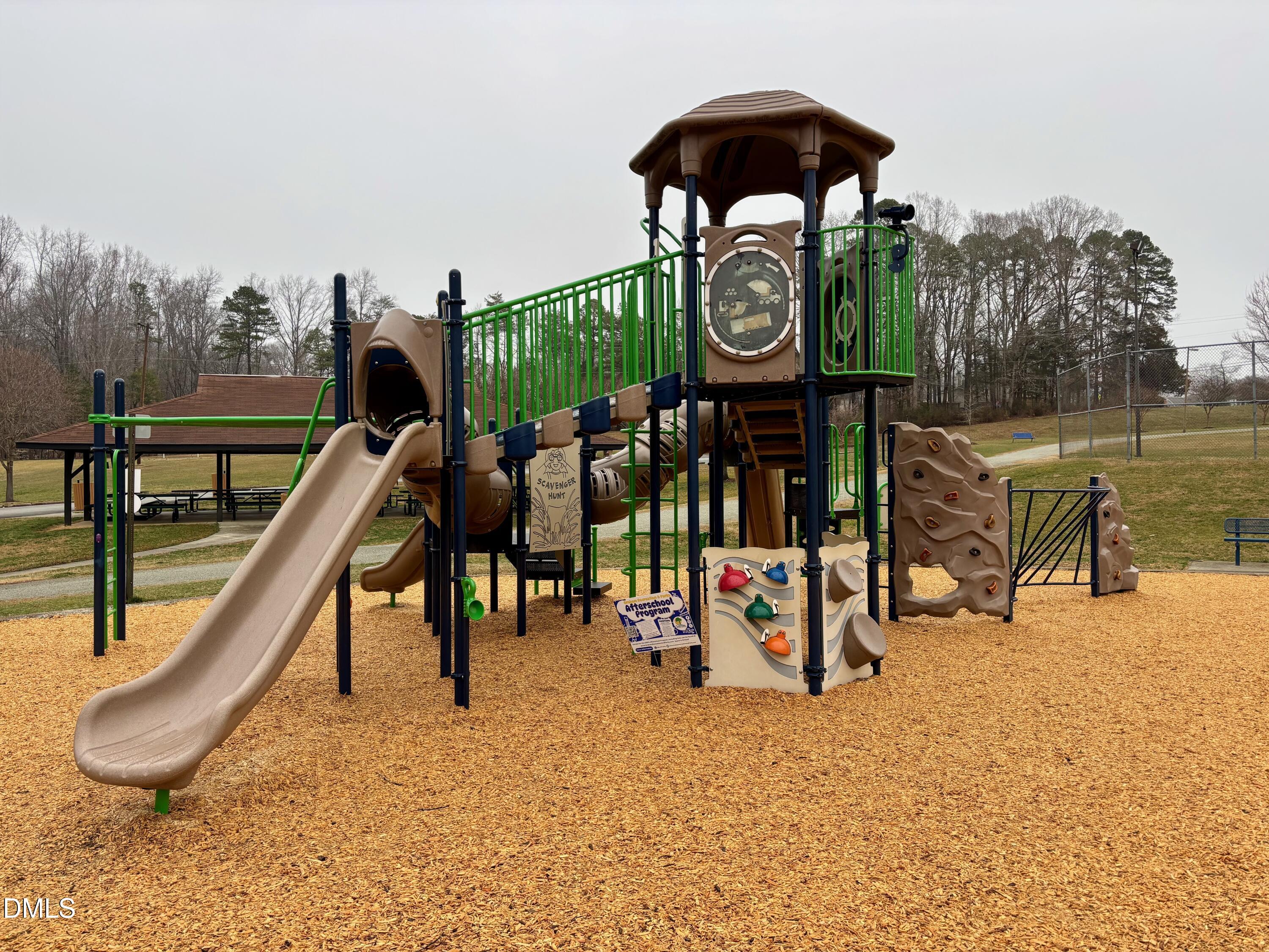 560 Little Creek Drive