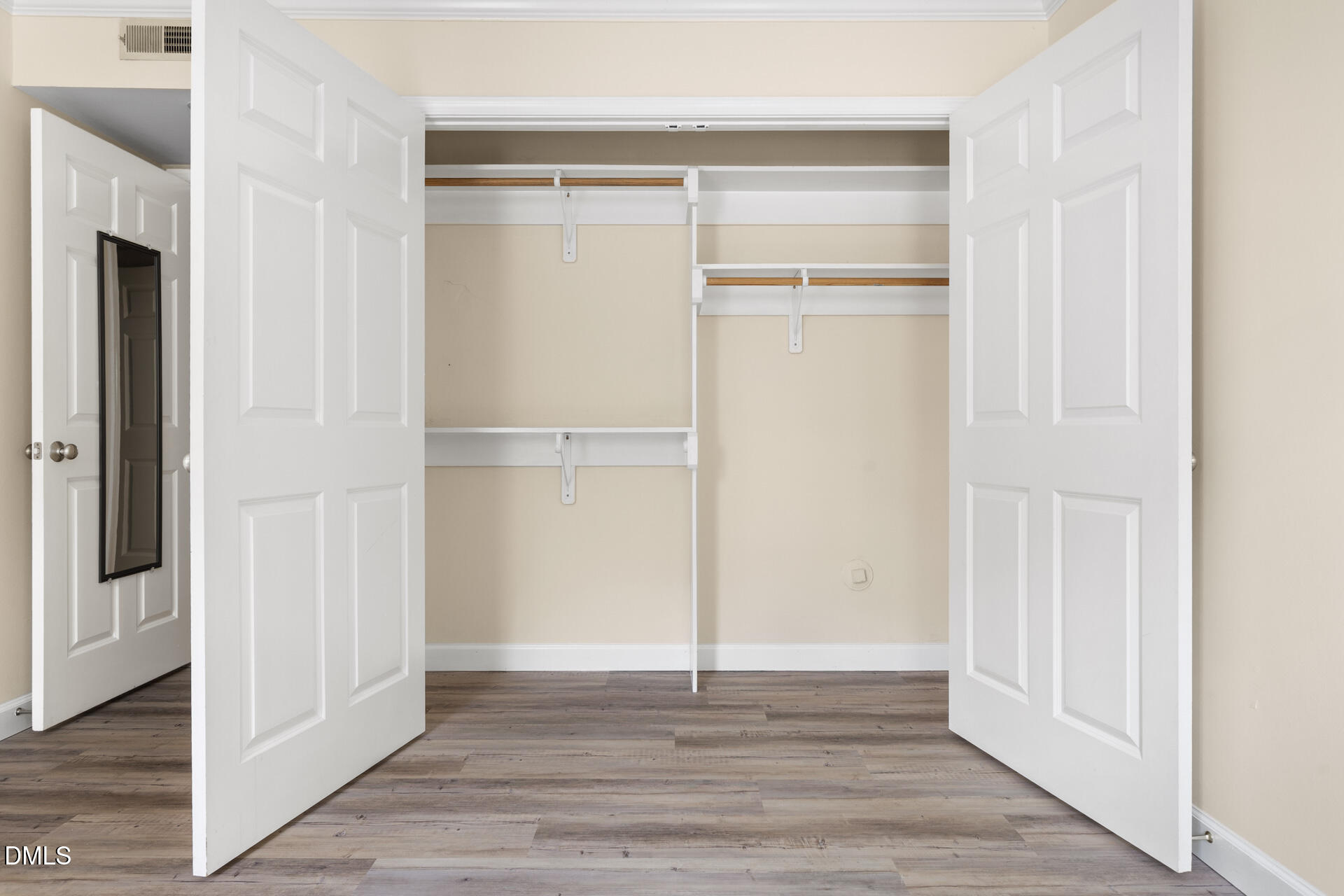 1513 E Franklin Street Unit 123 Unit: Bldg F Unit 123