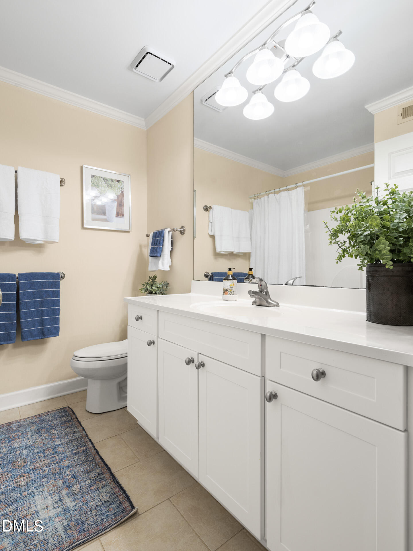 1513 E Franklin Street Unit 123 Unit: Bldg F Unit 123