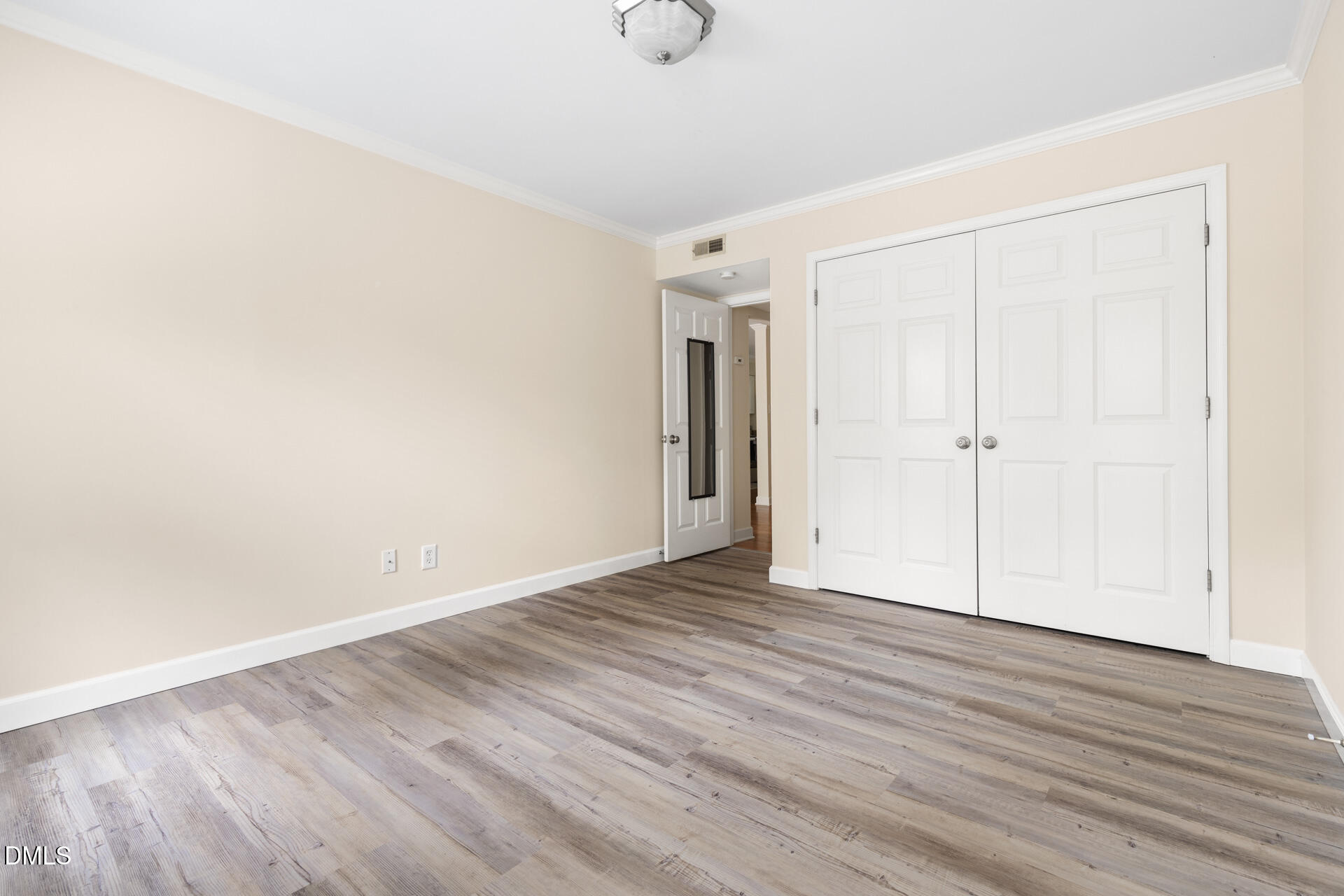 1513 E Franklin Street Unit 123 Unit: Bldg F Unit 123