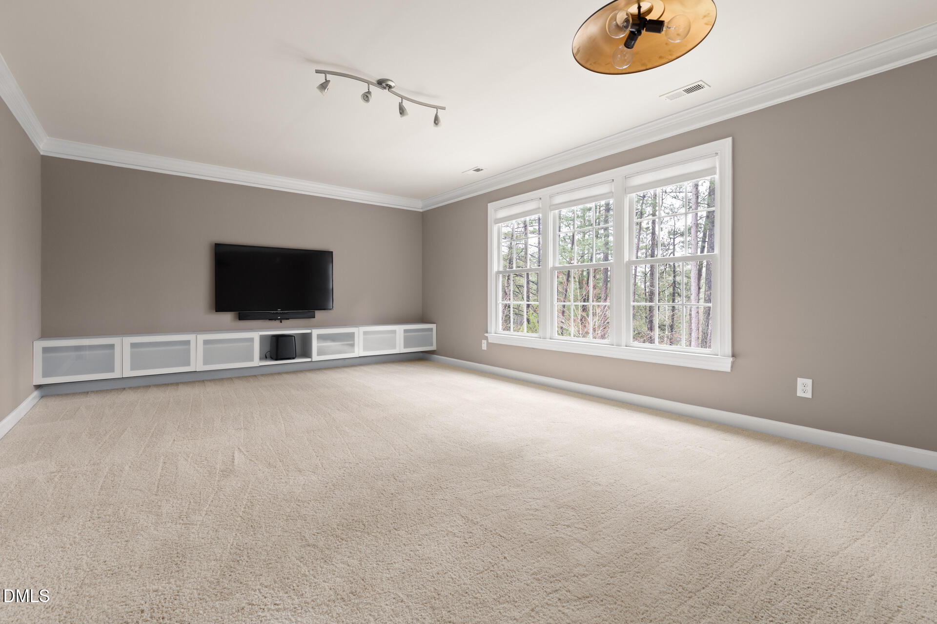 1611 Eagle Lodge Lane